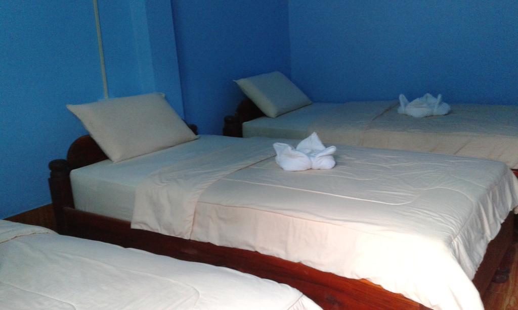 Phonephithak Guesthouse Muang Pakbèng Buitenkant foto